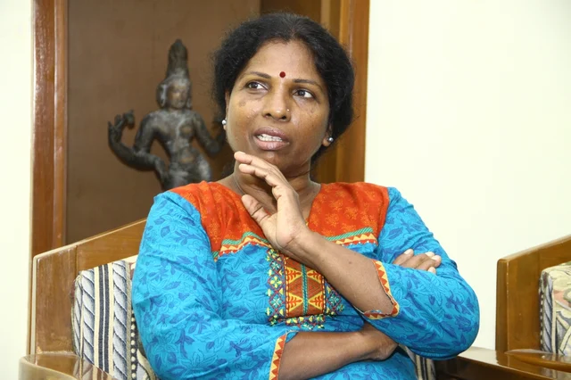 சிவகாமி ஐ.ஏ.எஸ்