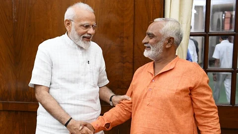 மோடி - கிம்சந்த்