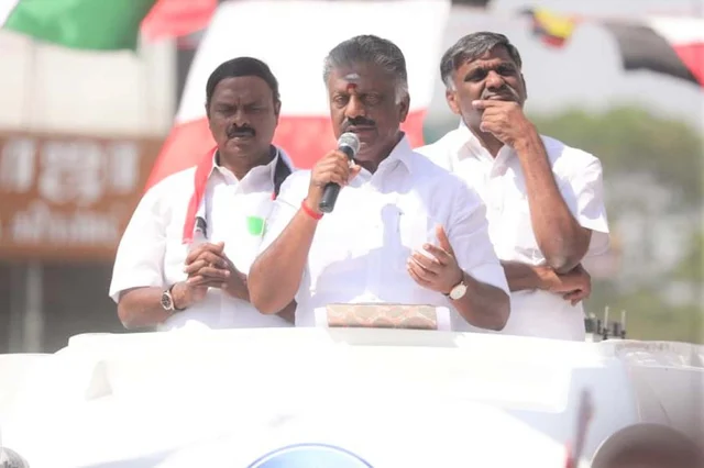 பிரசாரத்தில் ஏ.சி.சண்முகம்