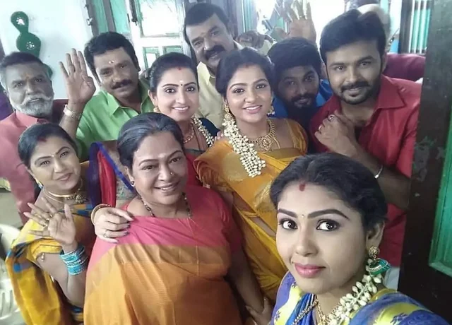 பாண்டியன் ஸ்டோர்ஸ்