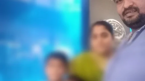 கோமளா தேவியுடன் கங்காதரன்.