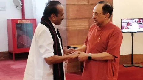 வைகோவுடன் சுப்பிரமணியன் சுவாமி