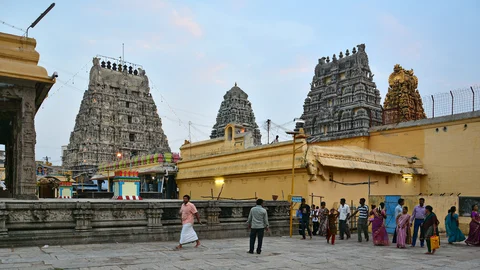 கள்வப்பெருமாள்