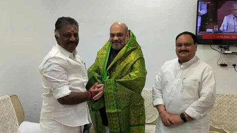 பன்னீர்செல்வம், அமித் ஷா, ஜெ.பி.நட்டா