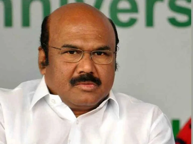 `வந்தா பார்ப்போம்!' - தங்க தமிழ்ச்செல்வன் அ.தி.மு.க-வில் இணைவது குறித்து அமைச்சர் ஜெயக்குமார்
