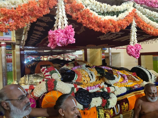 அத்தி வரதர்