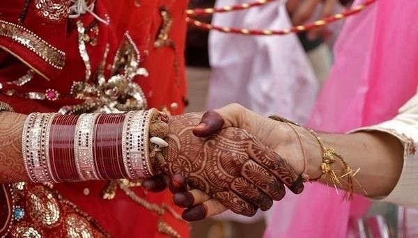 திருமணம் - மாதிரி புகைப்படம்