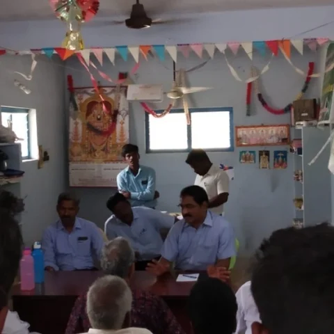 விகடன் செய்தி எதிரொலி... கரும்பு விவசாயிகளுடன் பேச்சுவார்த்தை நடத்திய ஆலை!
