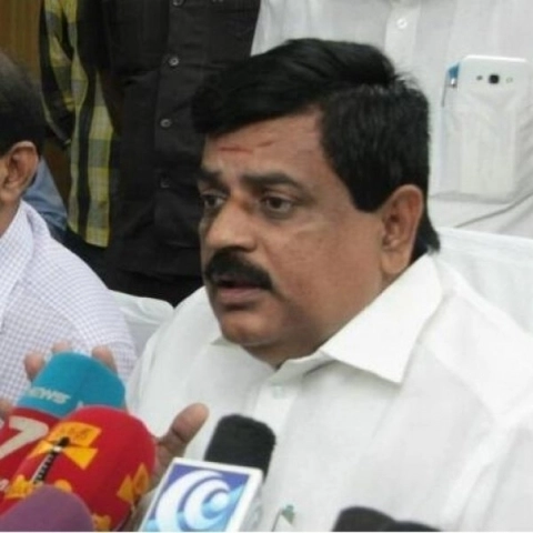 உடுமலை ராதாகிருஷ்ணன்