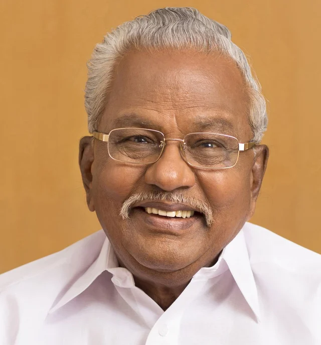 கே.சி.பழனிசாமி, கரூர்.