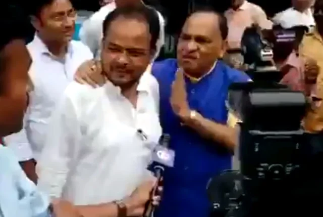 பா.ஜ.க அமைச்சர் சி.பி சிங்