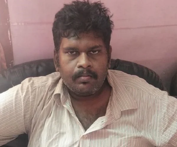 கைது செய்யப்பட்டுள்ள கார்த்திகேயன்