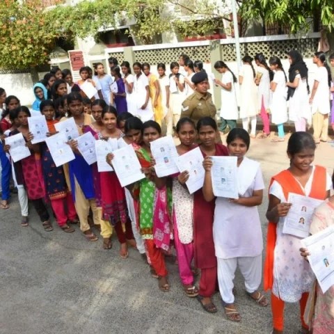 நீட் தேர்வு