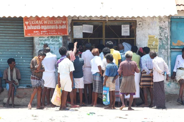 'செஞ்சோறு!' - சிறுகதை #MyVikatan