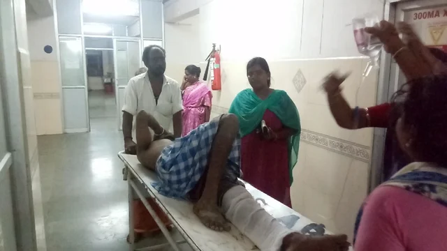 படுகாயம்