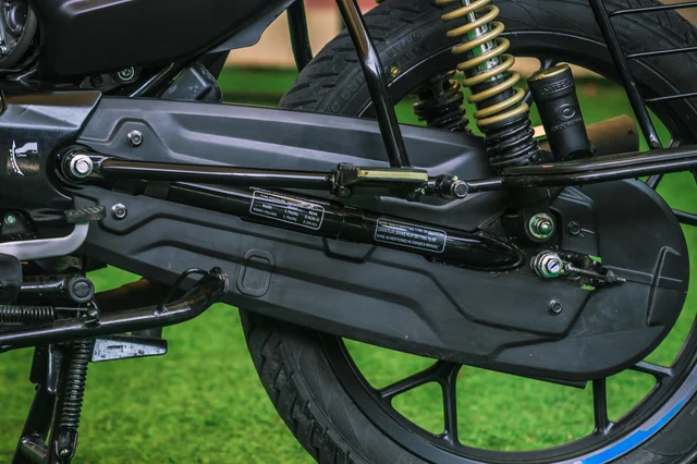 Strengthened swingarm