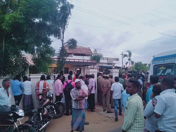 கொலை நடந்த வீடு