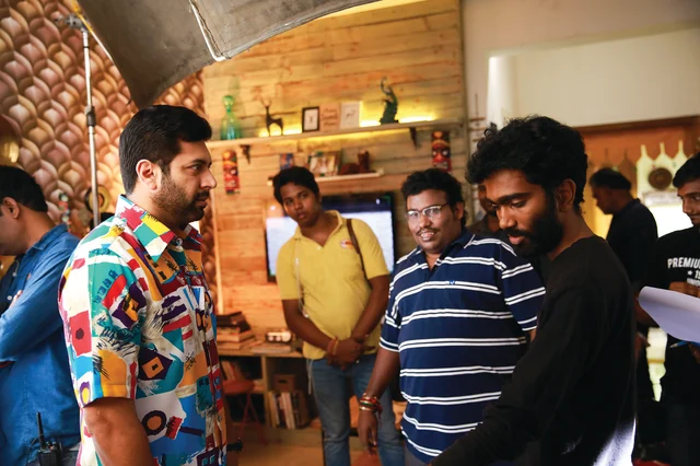 ஜெயம் ரவி - யோகிபாபு - இயக்குநர் பிரதீப் ரங்கநாதன்