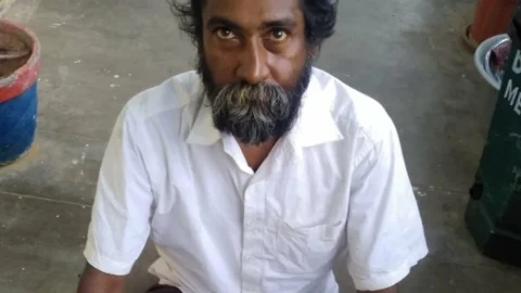 முகிலன்