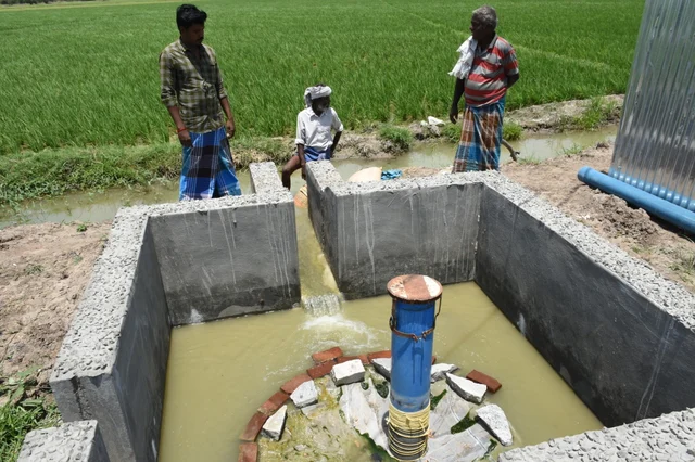 ஆழ்குழாய் போர்வெல் மூலம் மழைநீர் சேகரிப்பு