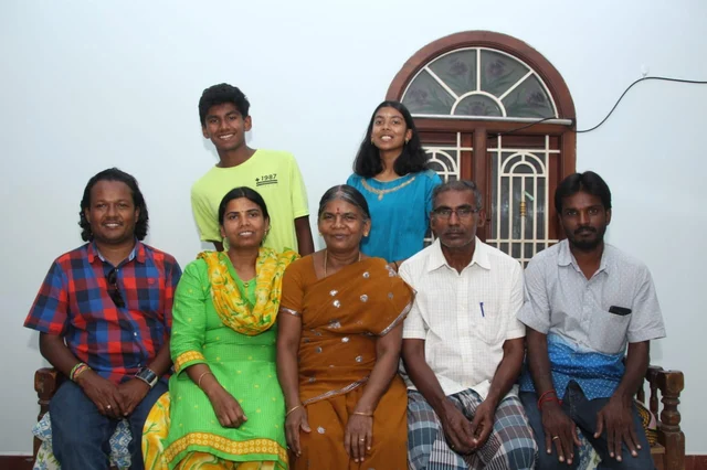 கல்யாண் குடும்பத்தினர்