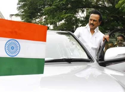அய்யோடா... அப்போ எப்படி இருந்திருக்காரு எடப்பாடி பழனிசாமி..?! #VikatanFlashback