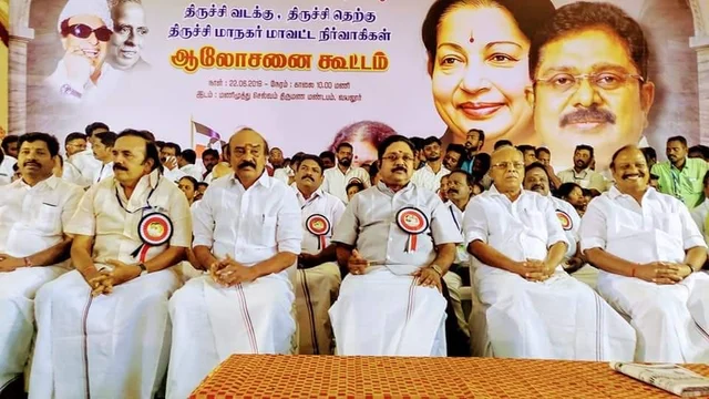 `யார் லெட்டர் பேடு கட்சி...' - அமைச்சர் ஜெயக்குமாருக்கு எதிராகச் சீறும் டி.டி.வி.தினகரன்!