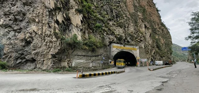 AUT Tunnel Entrance