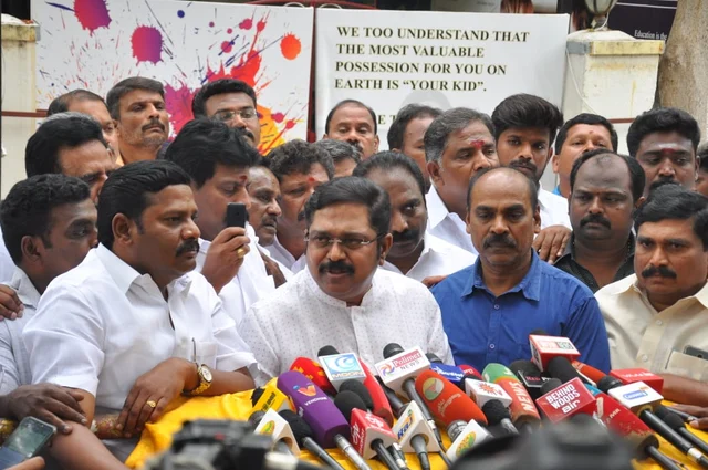 `கொந்தளித்த தங்க தமிழ்ச்செல்வன்!' - கொளுத்திப் போட்டதா கொங்கு மண்டலம்?