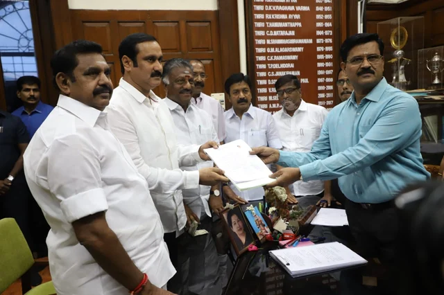 அன்புமணி மனுத்தாக்கல்
