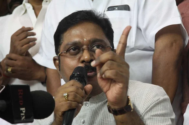 “தங்கம் பாலிசியில்... தினகரன் கட்சிக்கு அடுத்த செக்?” - வேகமெடுக்கும் உளவுத்துறை!