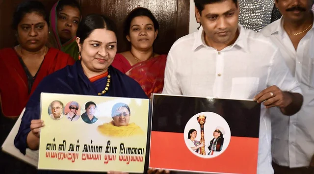 அரசியல் அத்தியாயத்தின் ஆரம்பப்புள்ளி