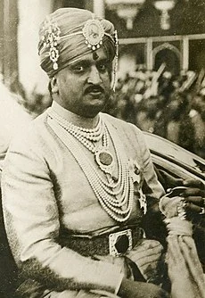 மன்னர் ஹரிசிங்