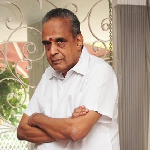 கோடம்பாக்கத்தின் லேண்ட்மார்க்.... ஏ.வி.எம். உலக உருண்டையின் கதை!
