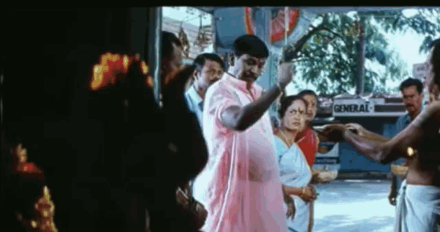 கற்பூரம் ஏற்றும் தீப்பொறி திருமுகம்
