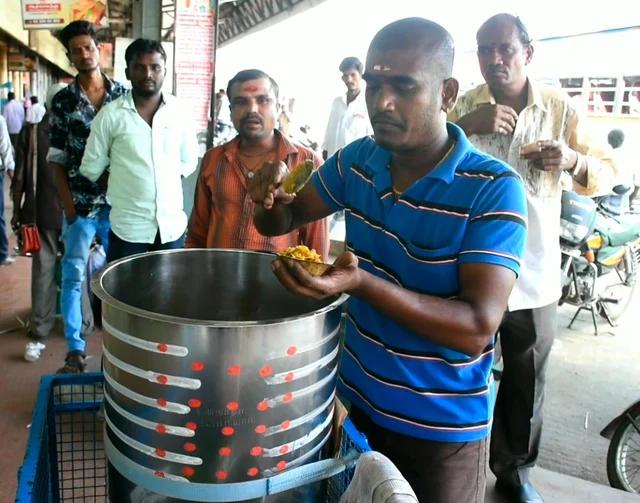 Sudharshan selling Sundal