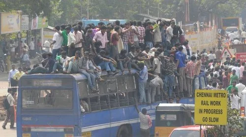 பஸ் டே கொண்டாட்டம்