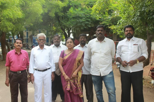 ஸ்டெர்லைட் எதிர்ப்ப்பு மக்கள் இயக்கத்தினர்