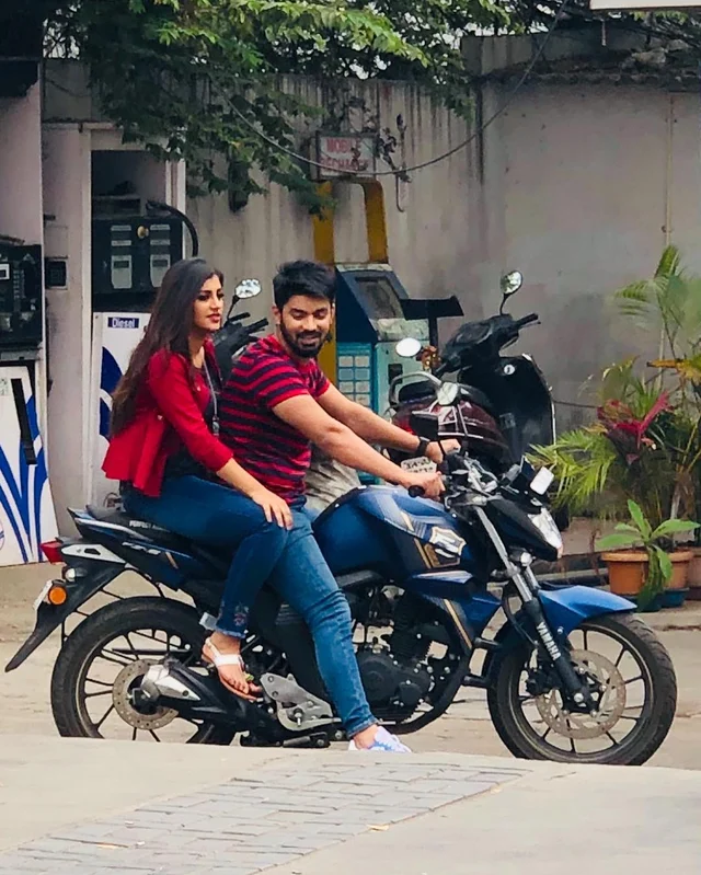மஹத் - யாஷிகா