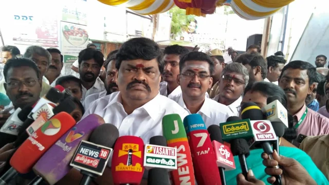 அமைச்சர் ராஜேந்திர பாலாஜி