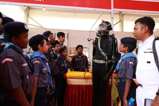 சென்னையில் பேரிடர் காலங்களில் பொதுமக்களைக் காப்பாற்றும் ஒத்திகை நிகழ்ச்சி மற்றும் கண்காட்சி!
