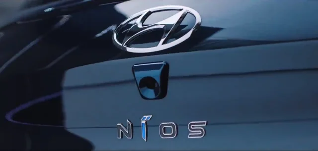 Grand i10 Nios TailGate