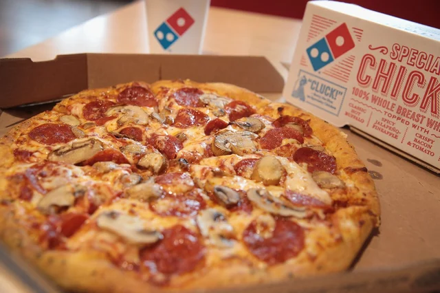 Dominos