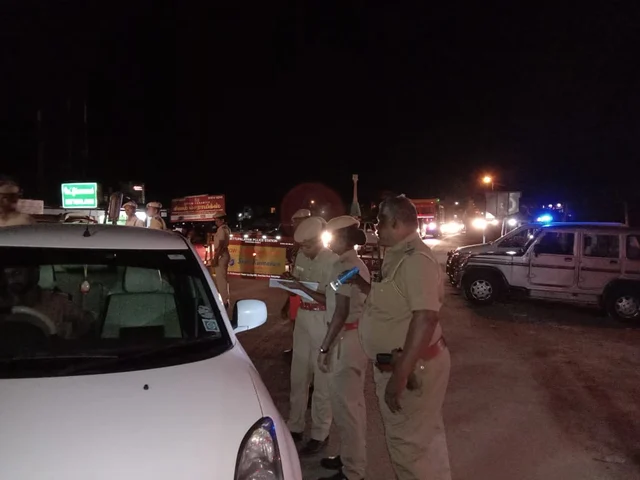 போலீஸ் பாதுகாப்பு