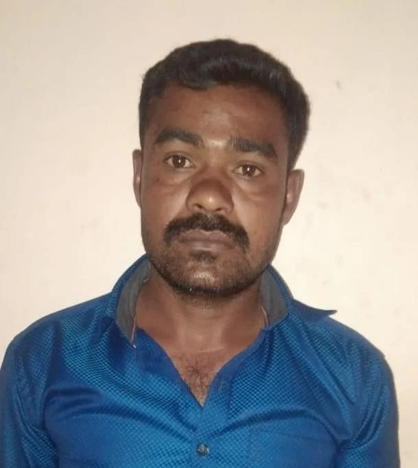 கைது செய்யப்பட்டுள்ள மணிகண்டன்
