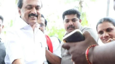 ஸ்டாலின்