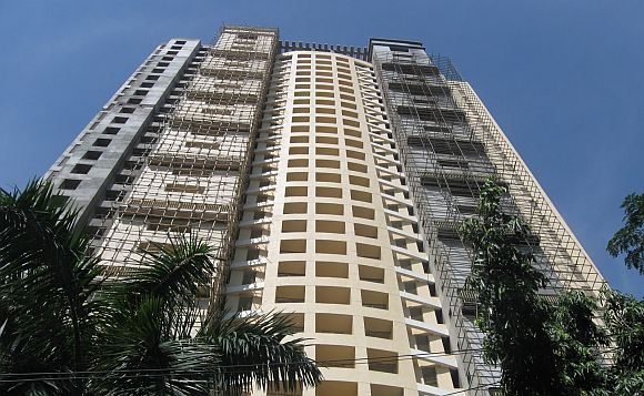 ஆதர்ஷ் குடியிருப்பு