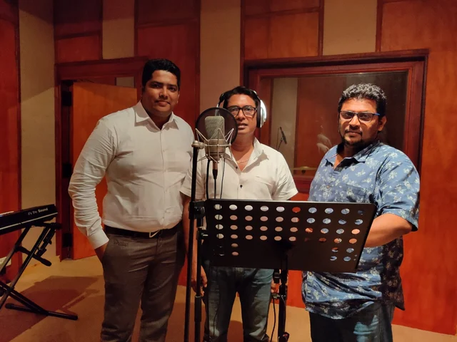 `தமிழ் எம் உயிர் என்போமே!"- இலங்கைத் தமிழ் இசைத்துறையில் புதிய சாதனை