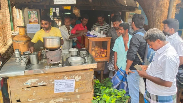 tea shop with customers