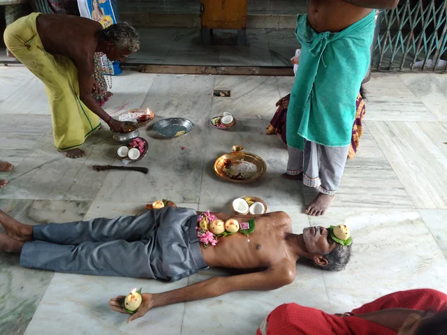 பாடைக் காவடி வழிபாடு